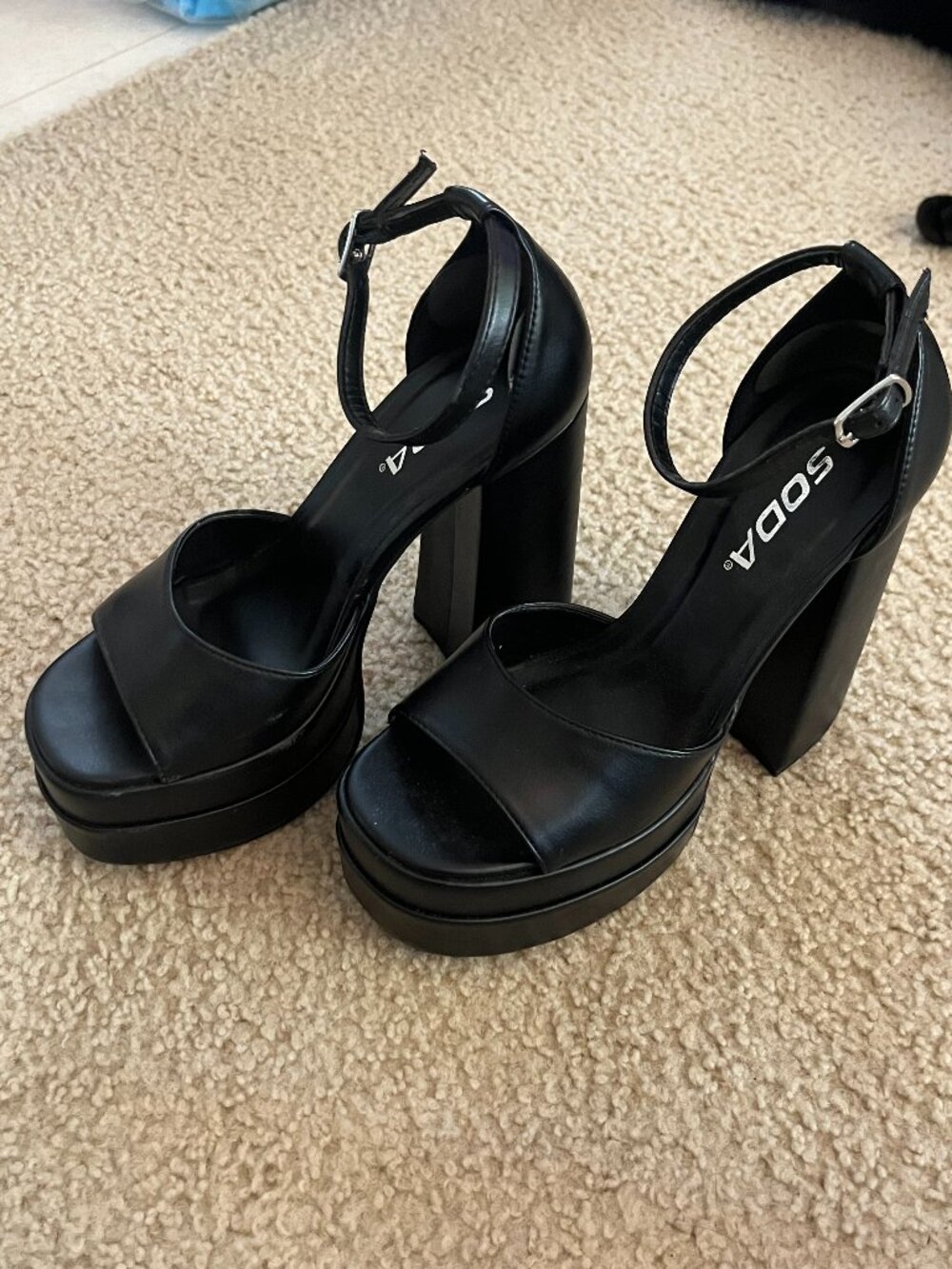 Black Open-Toe Strap | Platform High Heels | Size 5.5
